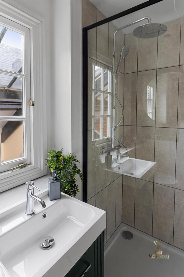 Luxe Courtyard Apartment For 4 Near Exeter City Centre Dış mekan fotoğraf
